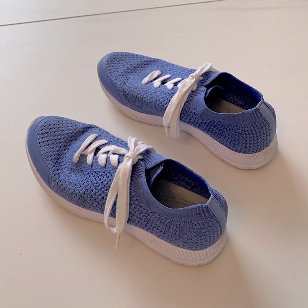 Easy Spirit Athletic Shoes